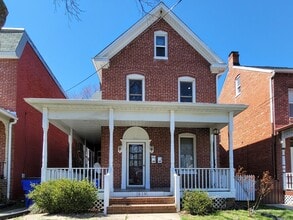 Building Photo - 819 Motter Ave