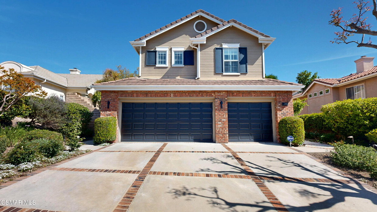 Primary Photo - 2343 Solway Ct