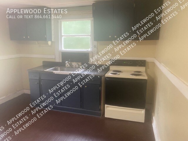 Foto del edificio - 547 Woodruff St