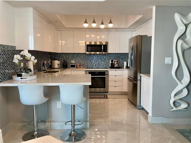 Foto del edificio - 140 S Dixie Hwy