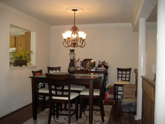 Building Photo - 2620 Tor Ct