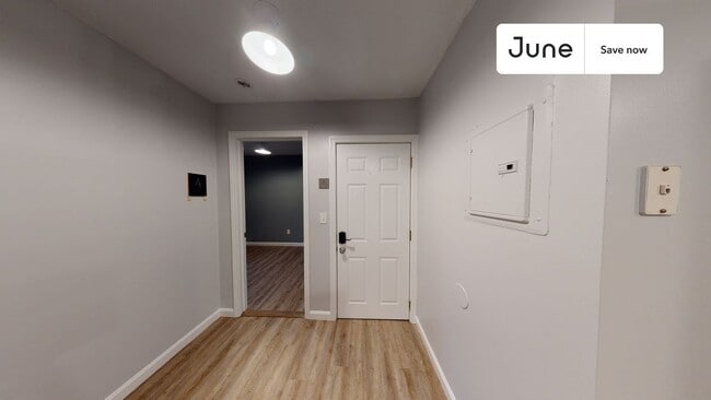 Building Photo - 36 N Bennet St