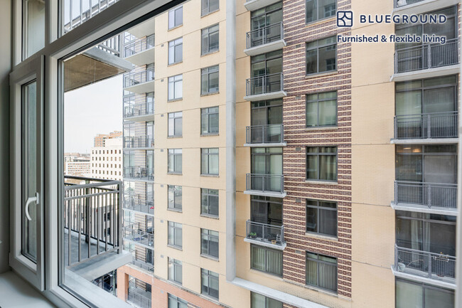 Building Photo - 4924 St Elmo Ave