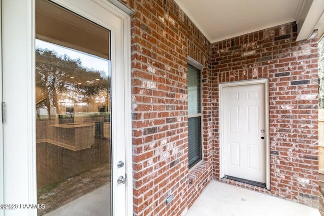 Building Photo - 108 Millie Park Dr