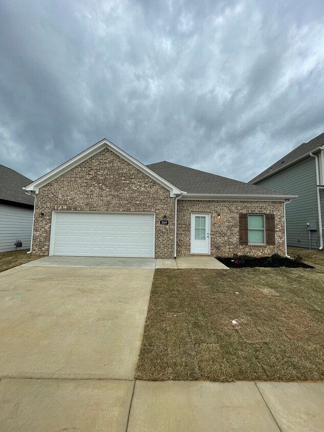 Primary Photo - Home for Rent in Cullman, AL!! ***SIGN A 1...