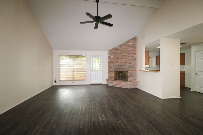 Building Photo - 2505 Kline Cir