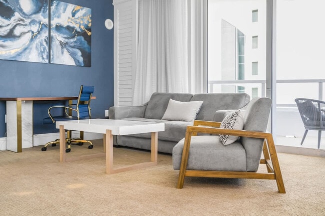 Building Photo - 4401 Collins Ave