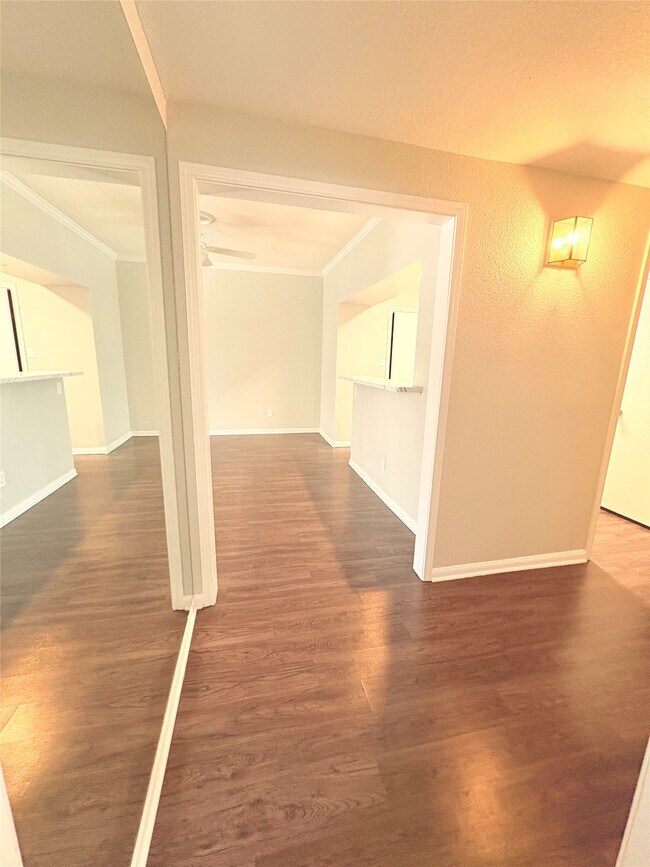 Foto del edificio - 2475 Underwood St
