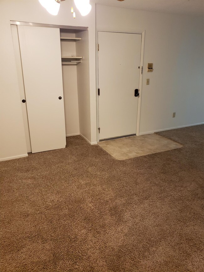 Foto del edificio - 2435 Old Stone Ct