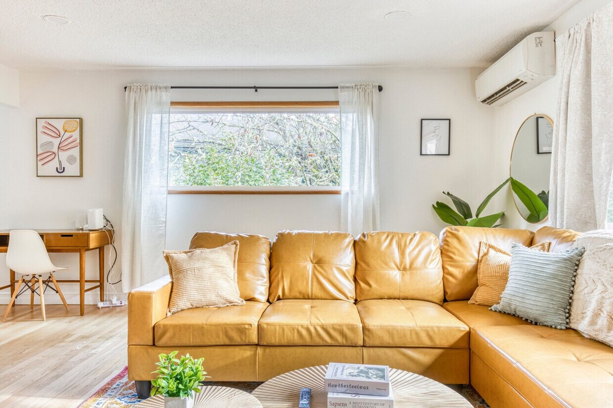 Foto principal - 3233 SW Sherwood Pl