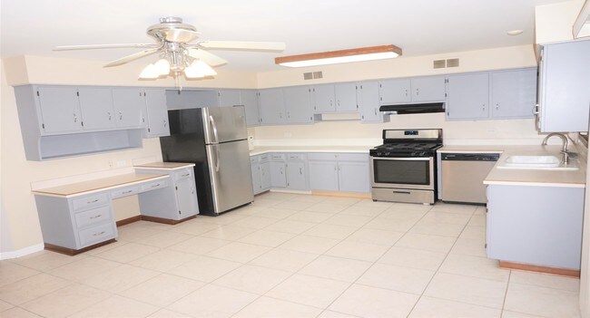 Foto del edificio - 313 Dawn Ct