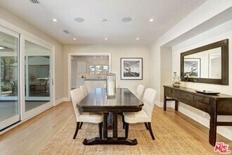 Building Photo - 400 N Saltair Ave