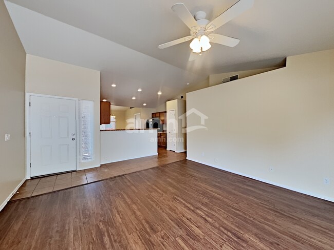 Foto del edificio - 5305 S 27th Dr