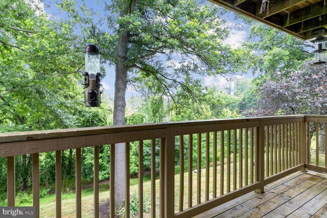 Foto del edificio - 4716 Dorsey Hall Dr