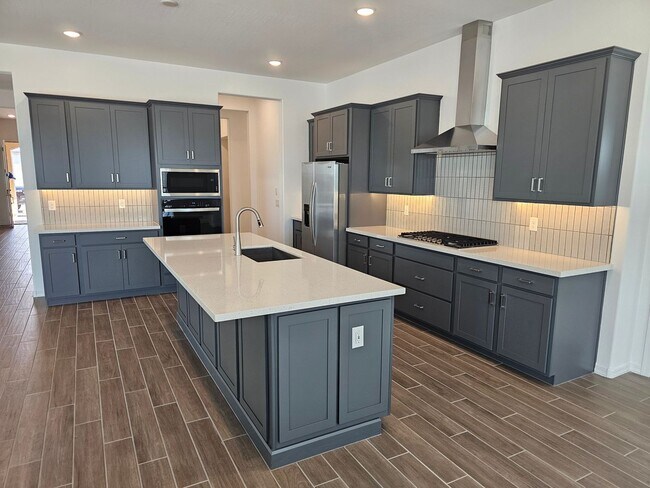 Foto del edificio - Wonderful new build with family fun amenities