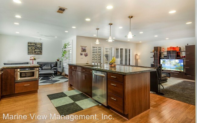 Building Photo - 3 br, 2 bath House - 507 S. Aviation Blvd.