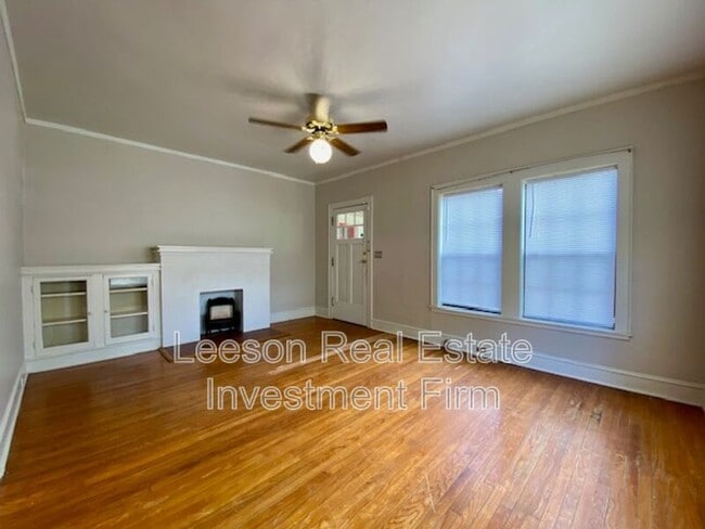 Building Photo - 831 Stephenson St