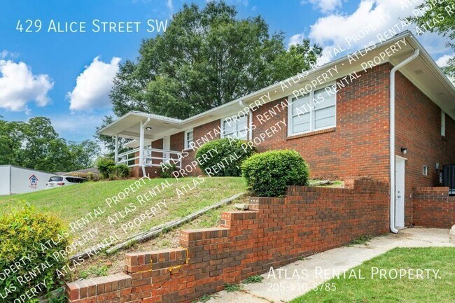Building Photo - 429 Alice Street SW Bessemer, AL 35022