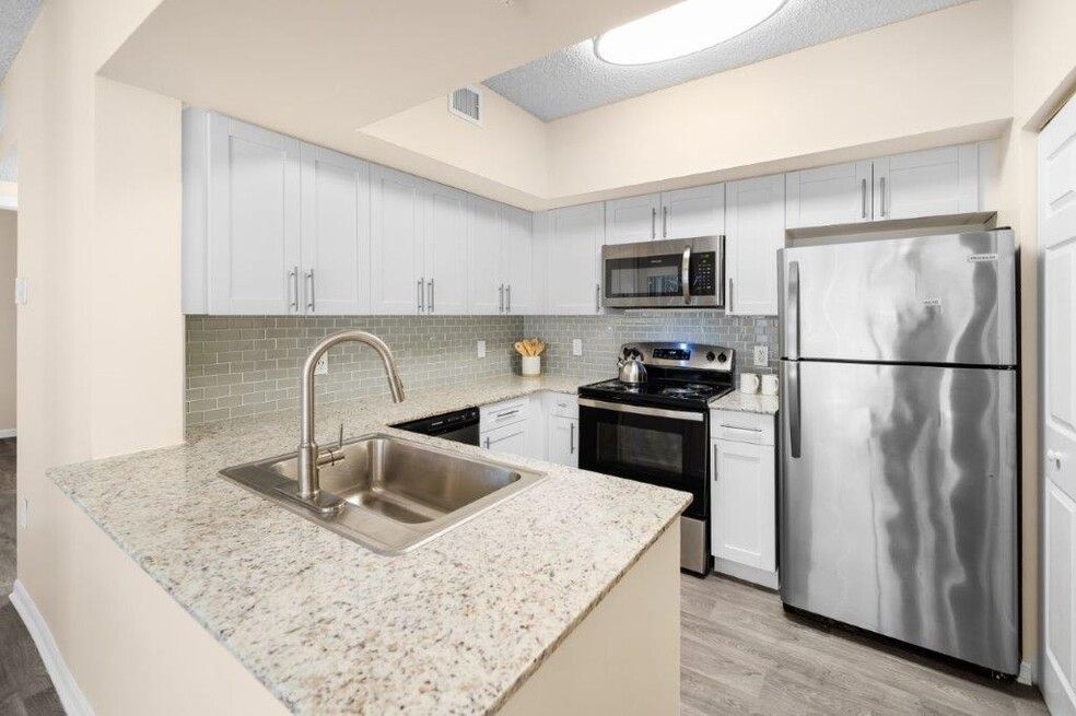 Primary Photo - Ibis Reserve Apartments