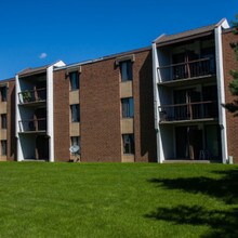 Park Plaza Apartments photo'