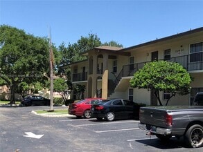 Building Photo - 3736 NW 91st Ln