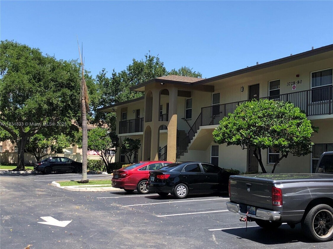 Primary Photo - 3736 NW 91st Ln