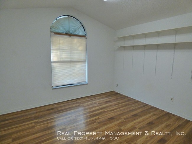 Foto del edificio - Nice 2 BR / 1 BA Home In Southridge