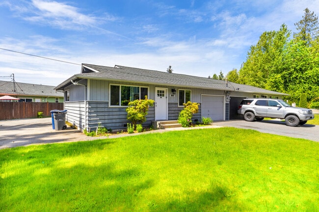 Building Photo - 15706 Ash Way