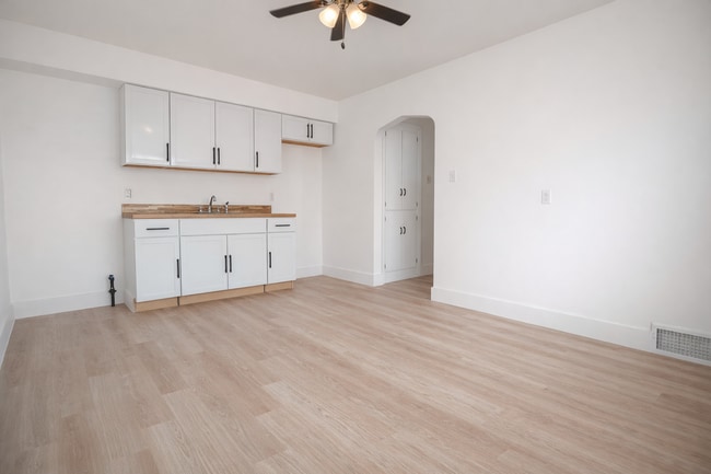 Building Photo - 4406 S Second st