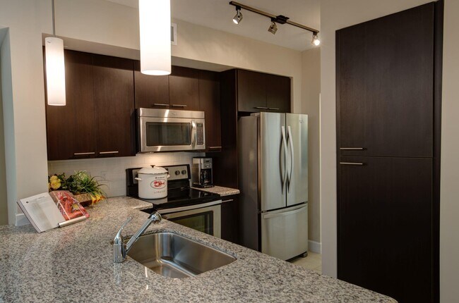 Foto del edificio - 8115 Red Jasper Ln