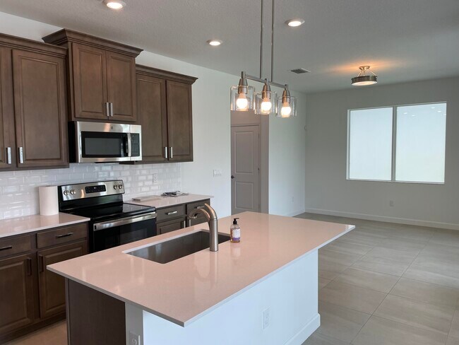 Foto del edificio - 1535 Verawood Ln