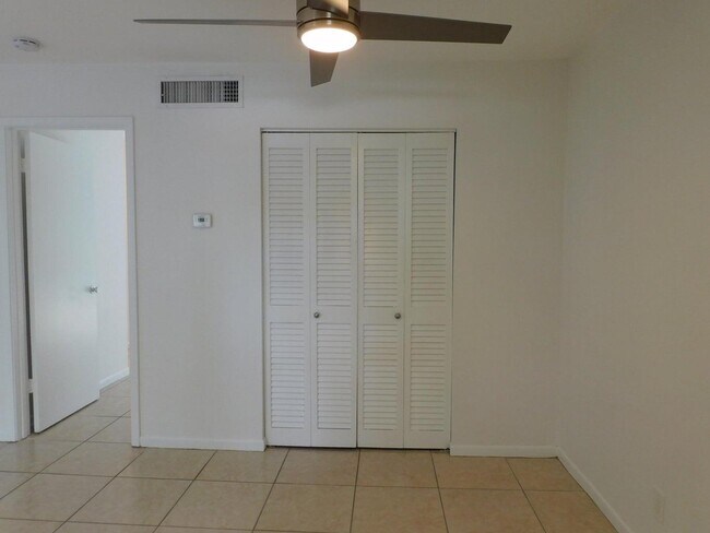 Foto del edificio - 640 SE 2nd Ave