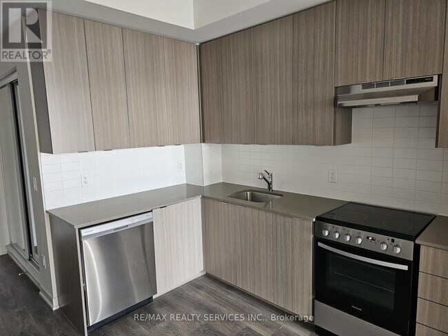 Building Photo - 58 Sky Harbour Dr