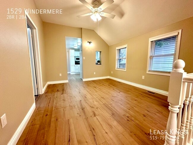 Building Photo - 2 Bed and 1.5 Bath Home in Walkerville