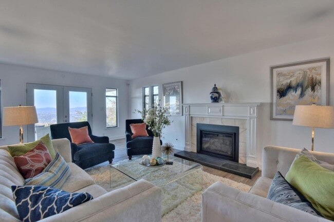 Building Photo - $14995 - Stunning Valley Views from Los Gatos/Monte Sereno Hills, 5 Bd / 3 Ba - **COMING SOON**