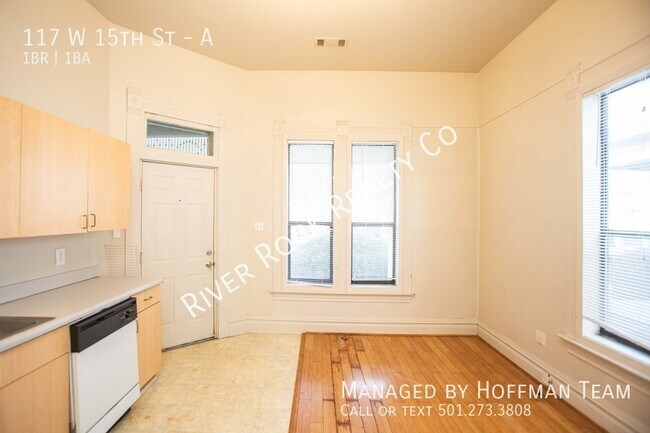 Building Photo - 117 W 15th Street unit A