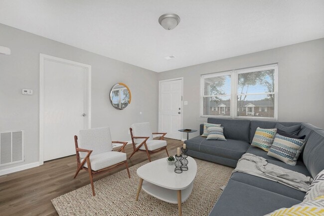 Interior Photo - SH101-College Road Apartments (RCA)