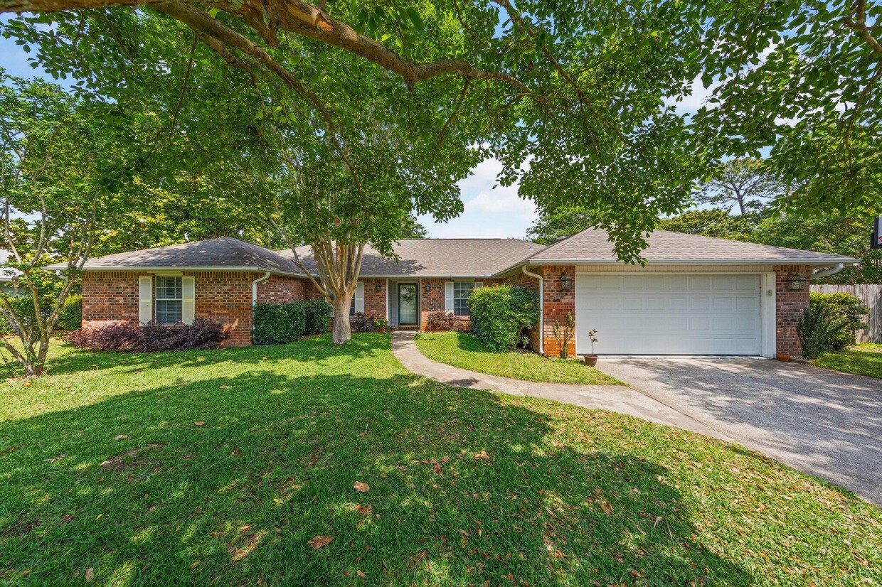 4405 Southminster Cir, Niceville, FL 32578 House Rental in Niceville