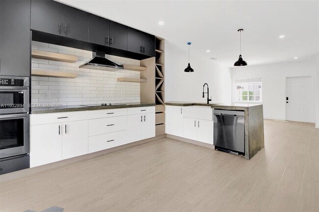 Foto del edificio - 16911 SW 137th Ct