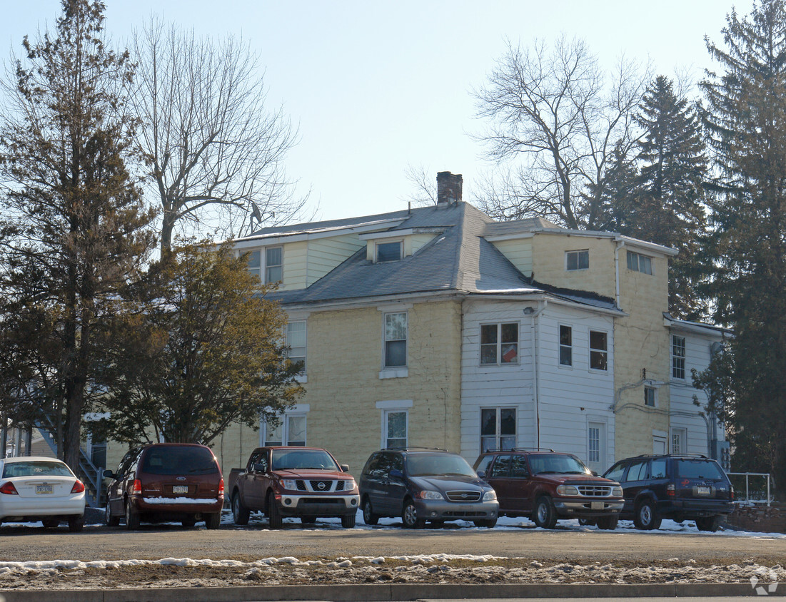 Building Photo - 105 - 107 N 8th St