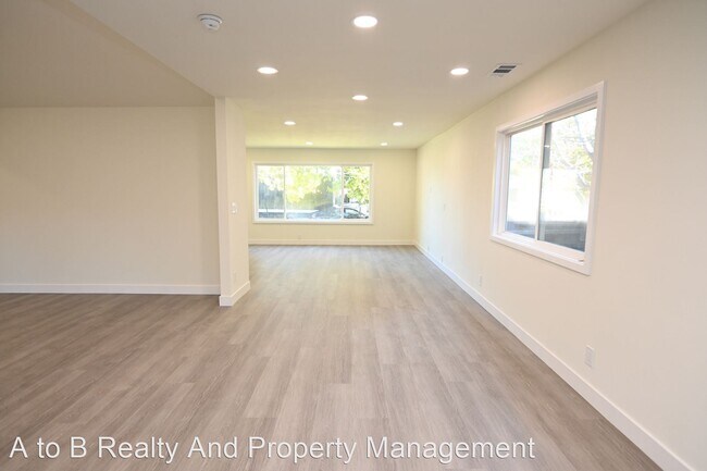 Foto del edificio - 4 br, 2 bath House - 5853 Antigua Dr
