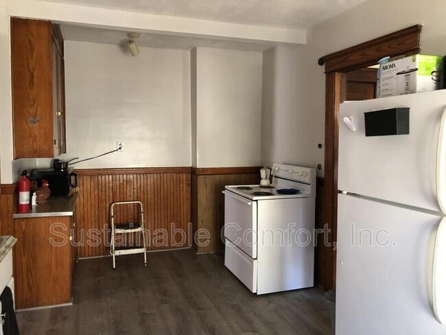 Building Photo - 30 Andover St