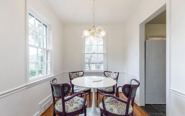 Building Photo - 2922 Oberlin Rd