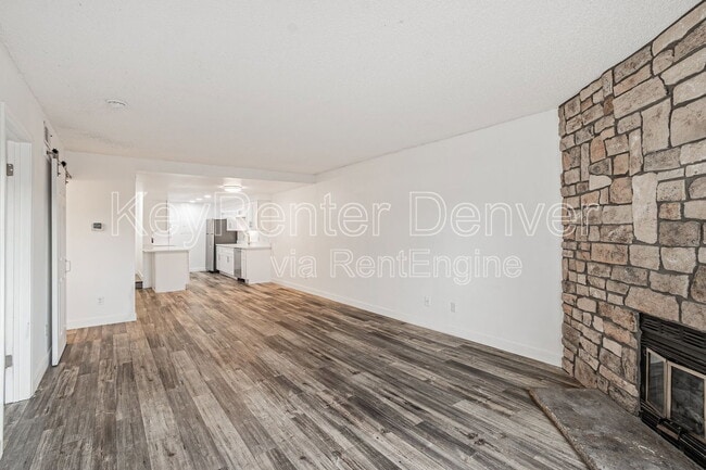 Building Photo - 2929 W Floyd Ave