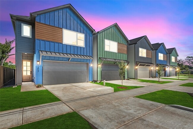Building Photo - 1308 Neiman Ln