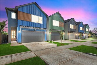 Building Photo - 1308 Neiman Ln