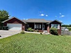 Primary Photo - Remodeled Family Home Sevierville