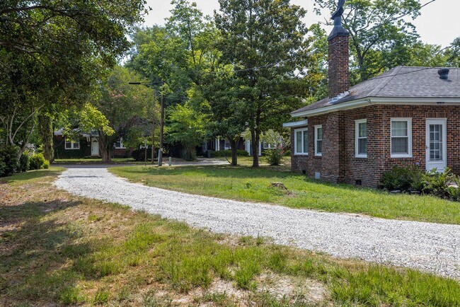 Foto del edificio - 20 Marion Ave