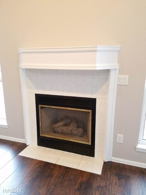 Building Photo - 5 br, 3 bath House - 772 S Rockrimmon Blvd.