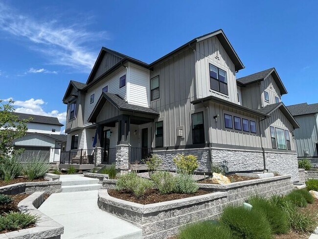 Building Photo - 7034 Fireside Way